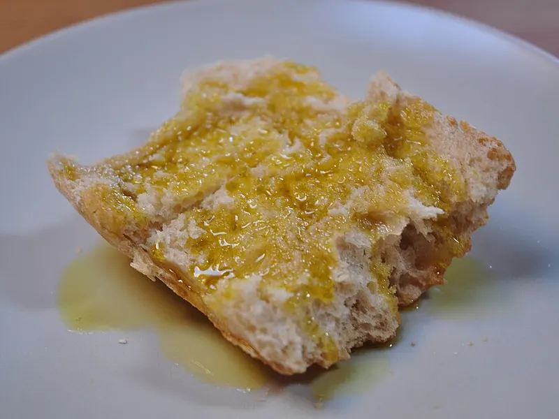 Tosta con aceite de oliva